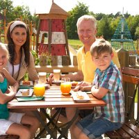 Familie op terras
